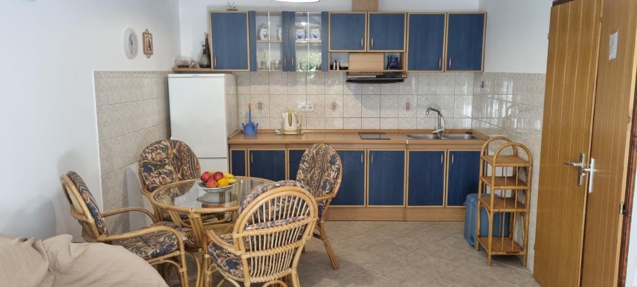Apartmani Karla Baška Екстериор снимка